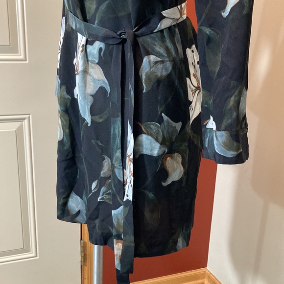 💙Club Monaco Floral Print Mini Dress - Picture 5 of 12